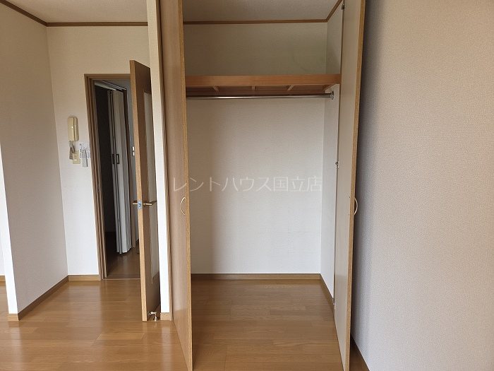 収納　同物件別部屋参考写真です