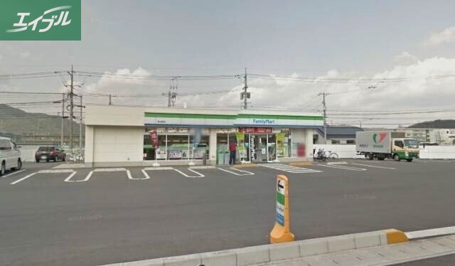 コンビニ　ファミリーマート岡山長岡店（コンビニ）まで648m