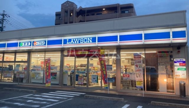 コンビニ　ローソン 尾張旭三郷店（コンビニ）まで582m