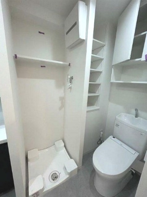 トイレ　参考写真　同物件別部屋