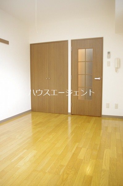 居室・リビング　広々なお部屋は7.9帖ございます※参考画像