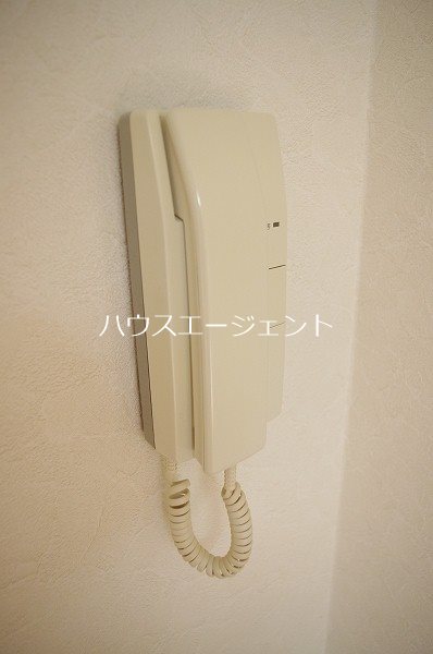 セキュリティ　安心のインターフォン付きですよ！※参考画像