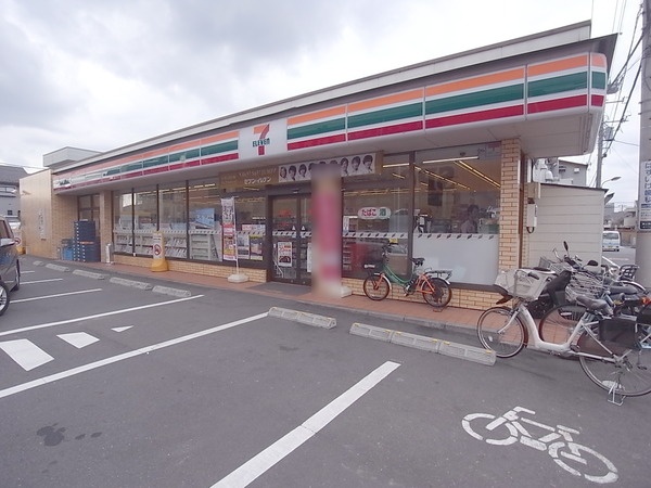 コンビニ　セブンイレブン 練馬富士見台2丁目店（コンビニ）まで321m