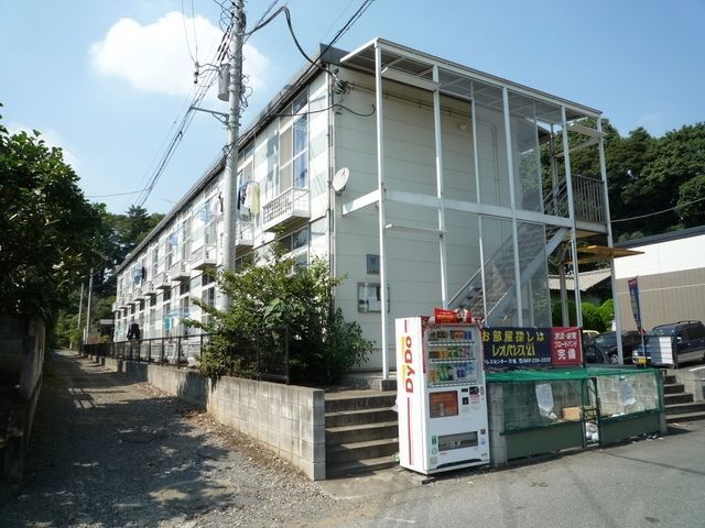 建物外観　閑静な住宅街