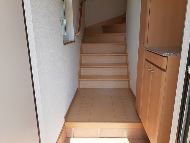 玄関　収納もある玄関です