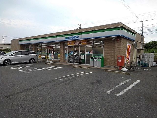 コンビニ　ファミリーマート豊島店（コンビニ）まで260m