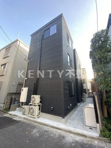 建物外観　外観は落ち着いています