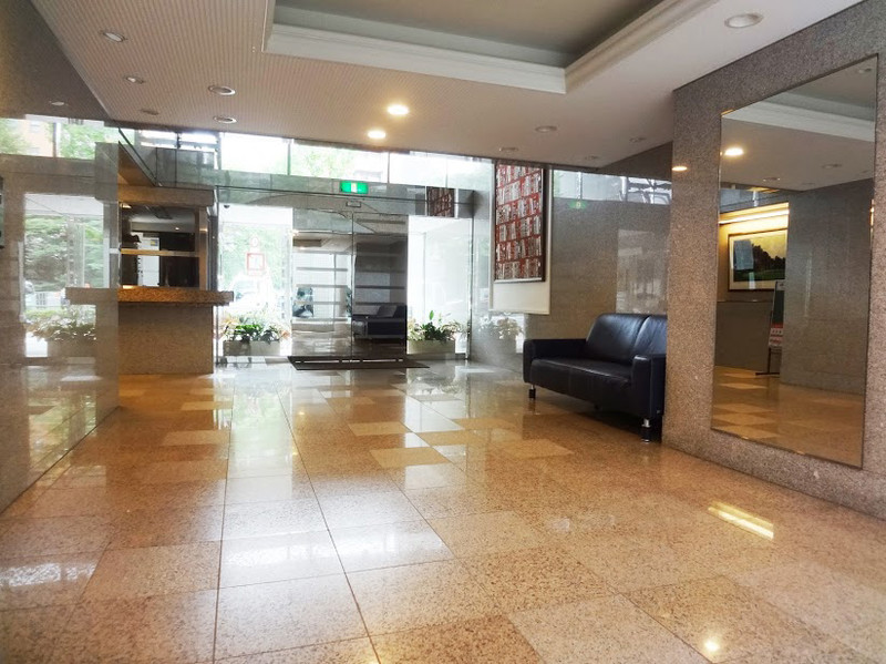 地下鉄烏丸線 今出川駅 徒歩12分 12階建 築37年の外観写真