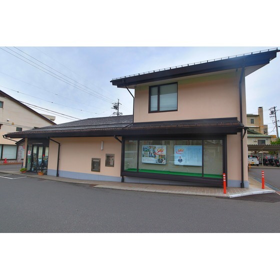 銀行　八十二銀行浅間温泉支店（銀行）まで214m