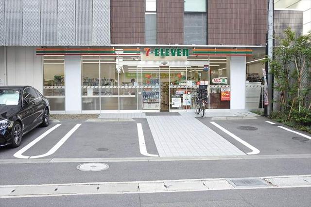 コンビニ　セブンイレブン（コンビニ）まで5533m
