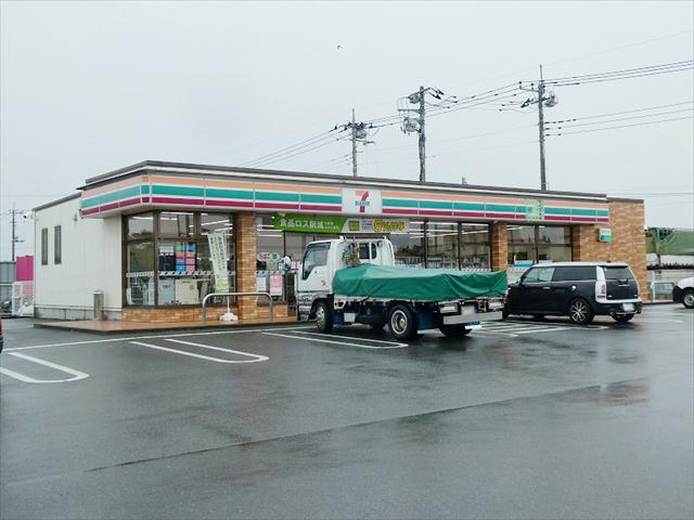 コンビニ　セブンイレブン（コンビニ）まで3080m