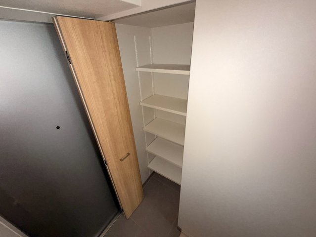 THE SENSE RESIDENCE 甲南山手の内装写真