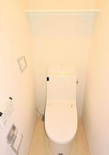 トイレ　別タイプ部屋　参考写真です