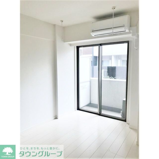 ミテッツァ北品川の居間写真