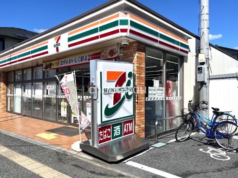 コンビニ　セブンイレブン霞ヶ関駅北口店（コンビニ）まで277m
