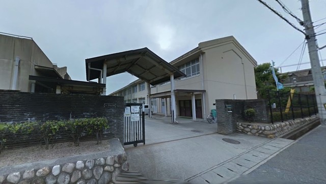 小学校　神戸市立竹の台小学校（小学校）まで727m