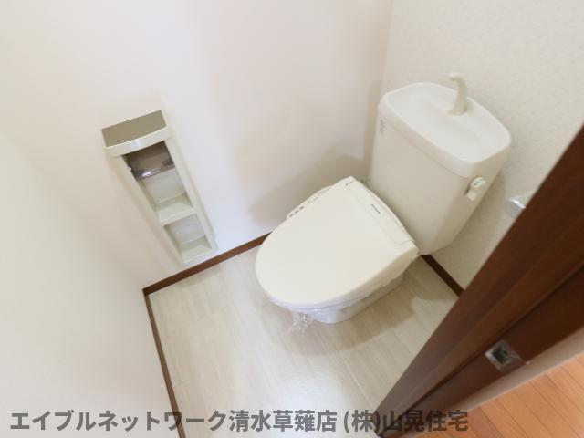トイレ　清潔感のあるトイレです