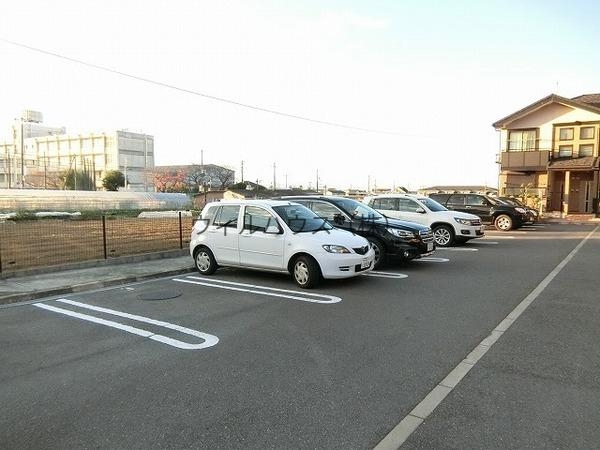 駐車場　駐車しやすい！