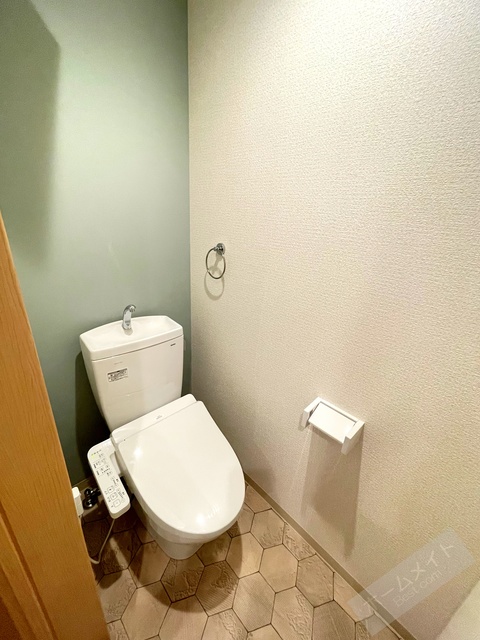 F+style浜寺石津町西1号館のトイレ写真
