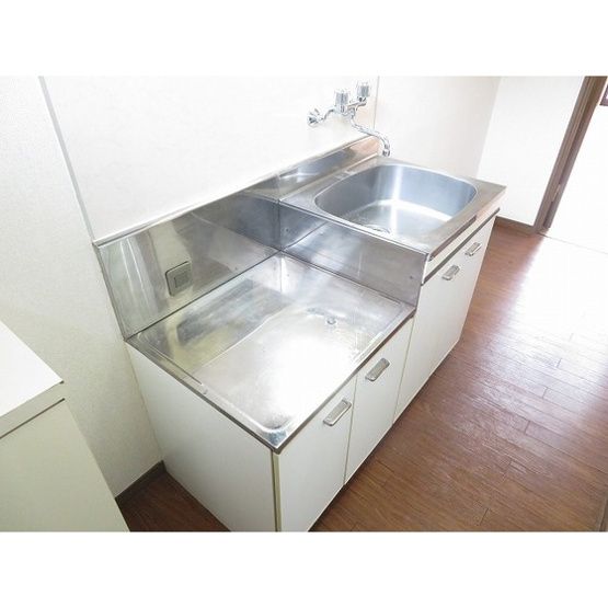 キッチン　ベルハイム　北区西ヶ原4