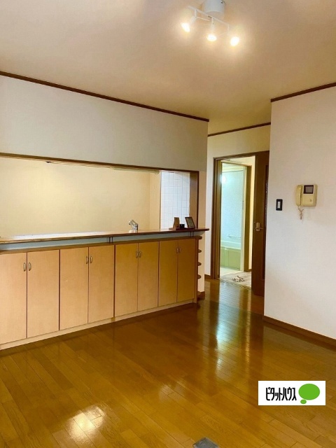 橋本市隅田町山内一戸建ての居間写真