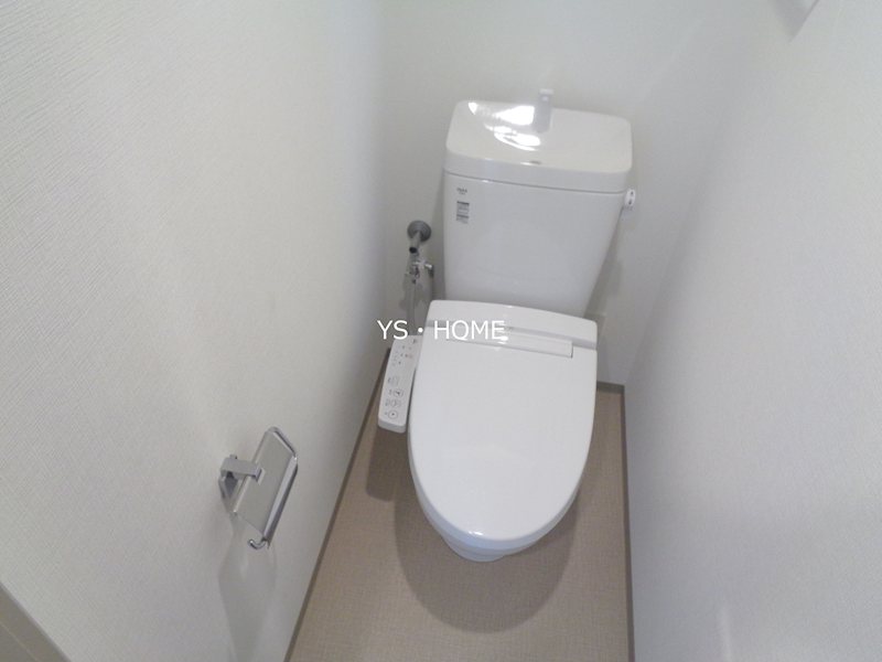 西武新宿線 鷺ノ宮駅 徒歩7分 4階建 築1年のトイレ写真