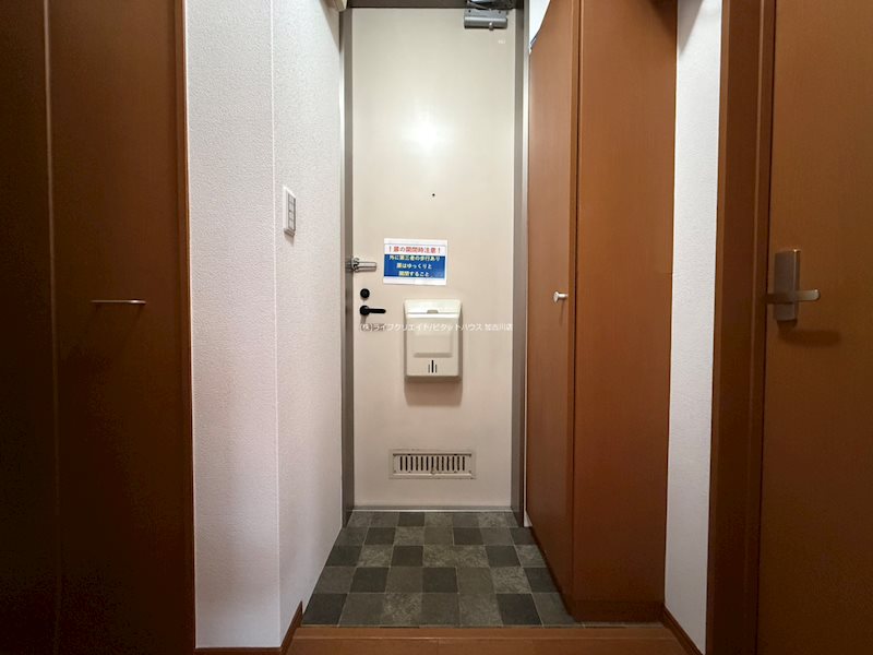メゾンソレイユの玄関写真