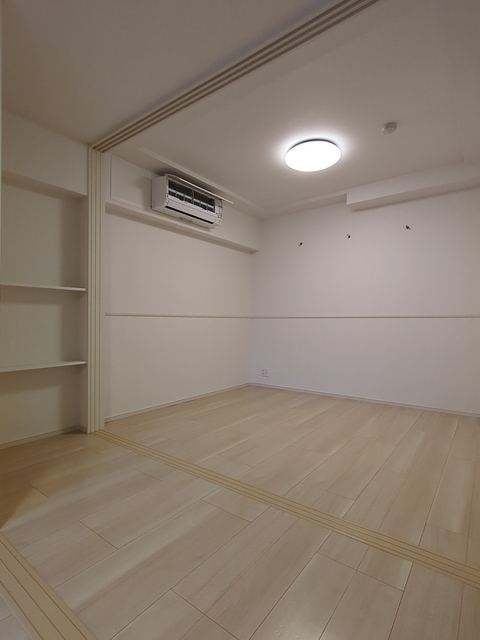 その他部屋・スペース　扉の位置を変更することにより、洋室とＬＤＫの広さが変えられま
