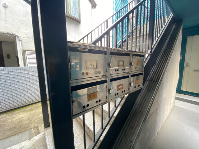 ＪＲ山手線 駒込駅 徒歩9分 3階建 築34年の外観写真