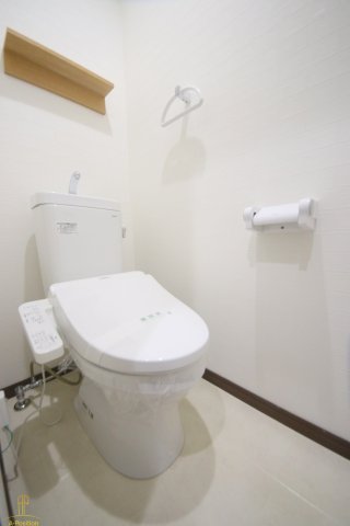 トイレ　福島8丁目 戸建