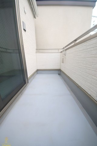 バルコニー　福島8丁目 戸建