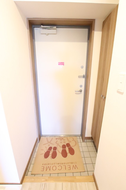 玄関　※別室参考写真。玄関