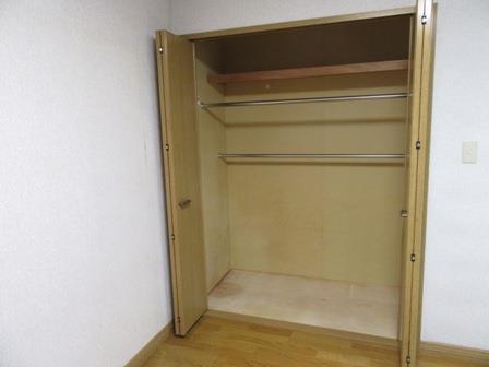 白樺台5丁目11-4借家の内装写真