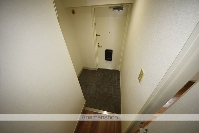 大阪モノレール本線 少路駅 徒歩17分 7階建 築36年の玄関写真