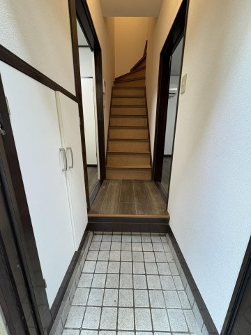 大島駅4分戸建の玄関写真