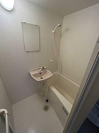 バス・シャワールーム　※別部屋の参考写真です。