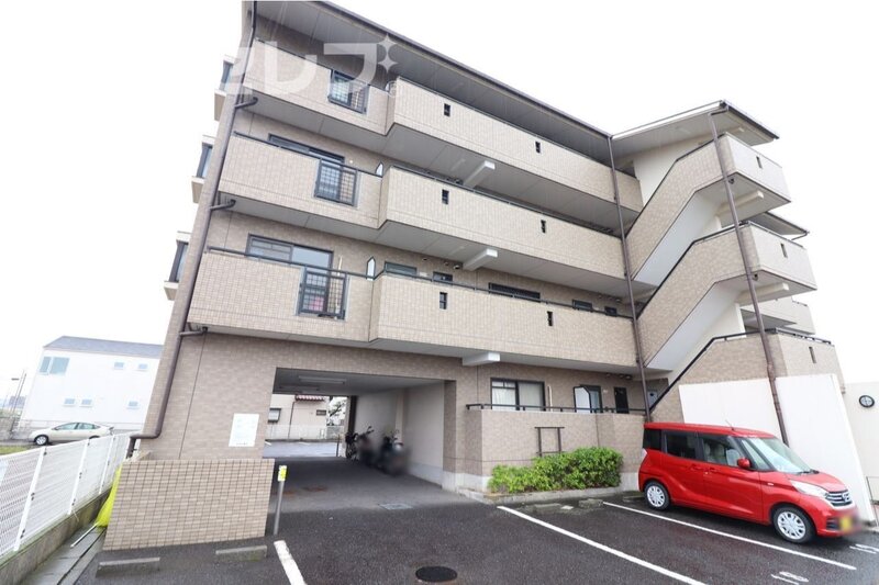 ハイツソレアードの外観写真