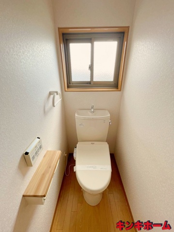広島電鉄宇品線 御幸橋駅 徒歩2分 5階建 築42年のトイレ写真