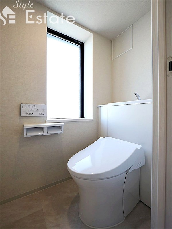 ザ・レジデンスパーク栄のトイレ写真