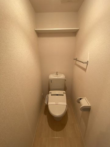 トイレ　参考写真（101号）