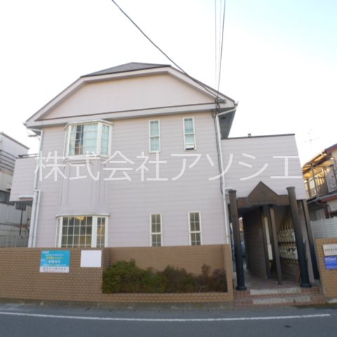 ゼフィランサス吉川の外観写真