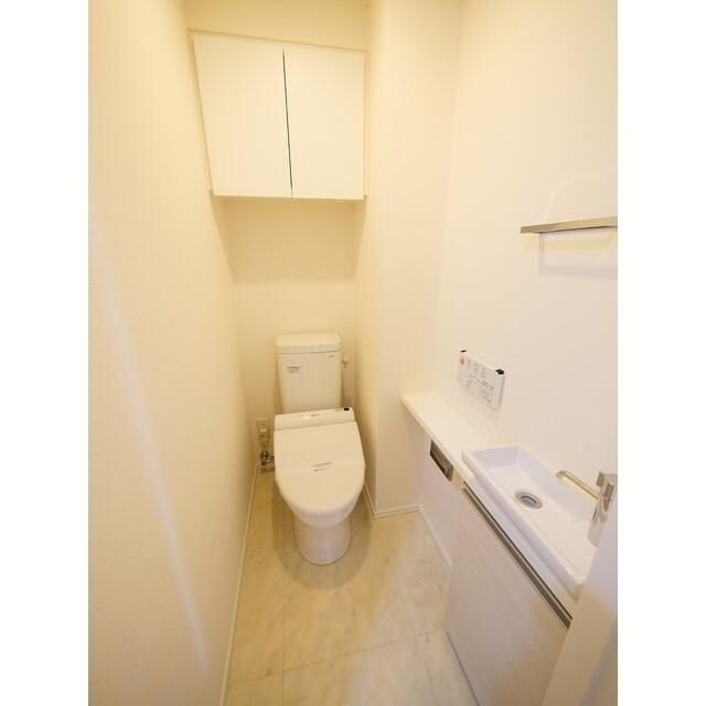 トイレ　清潔感のあるトイレです