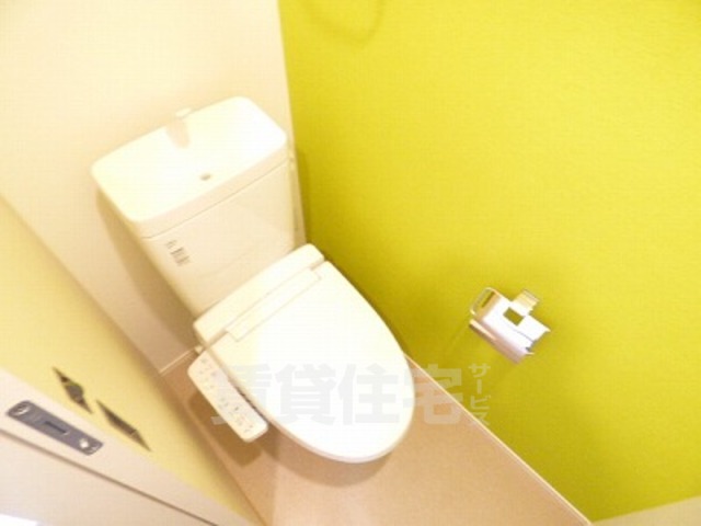 ＪＲ鹿児島本線 箱崎駅 徒歩3分 14階建 築10年のトイレ写真