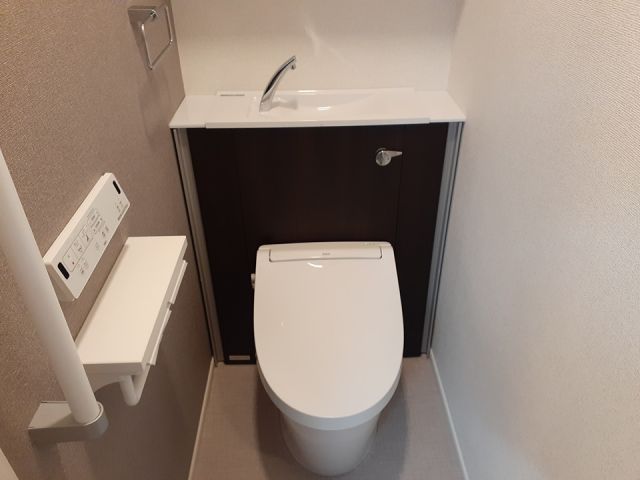シャルモン深野 Westのトイレ写真