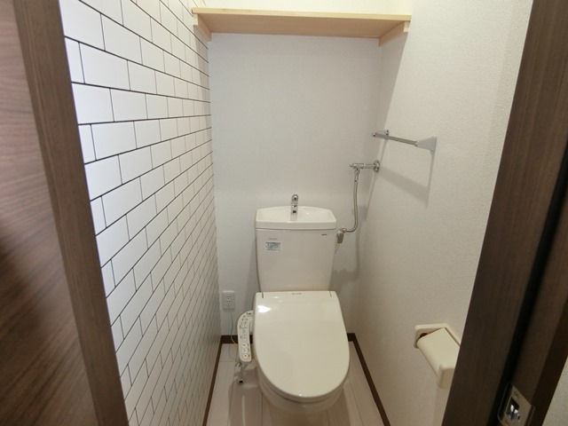 A.PIECE KASUGAのトイレ写真