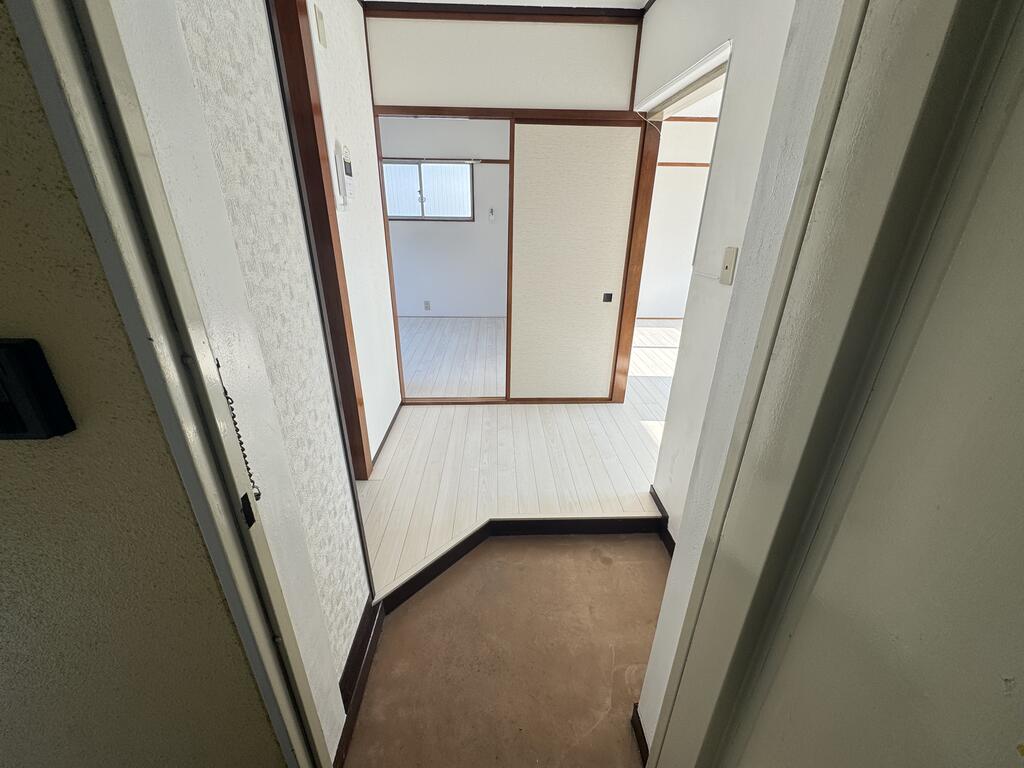 WIN HIGASHISENDAIの玄関写真
