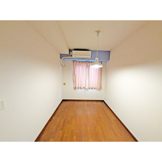 セレッソコート芦屋ヴェルグラードの居間写真