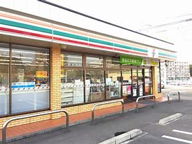コンビニ　セブンイレブン仙台鉄砲町店（コンビニ）まで86m