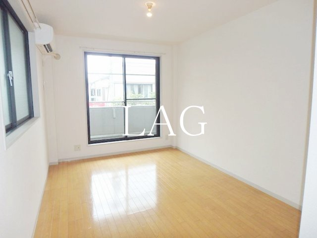 居室・リビング　洋室のお部屋です。