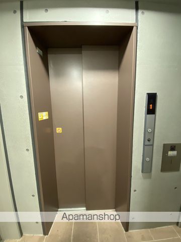 東武伊勢崎線 北越谷駅 徒歩3分 6階建 築9年の外観写真
